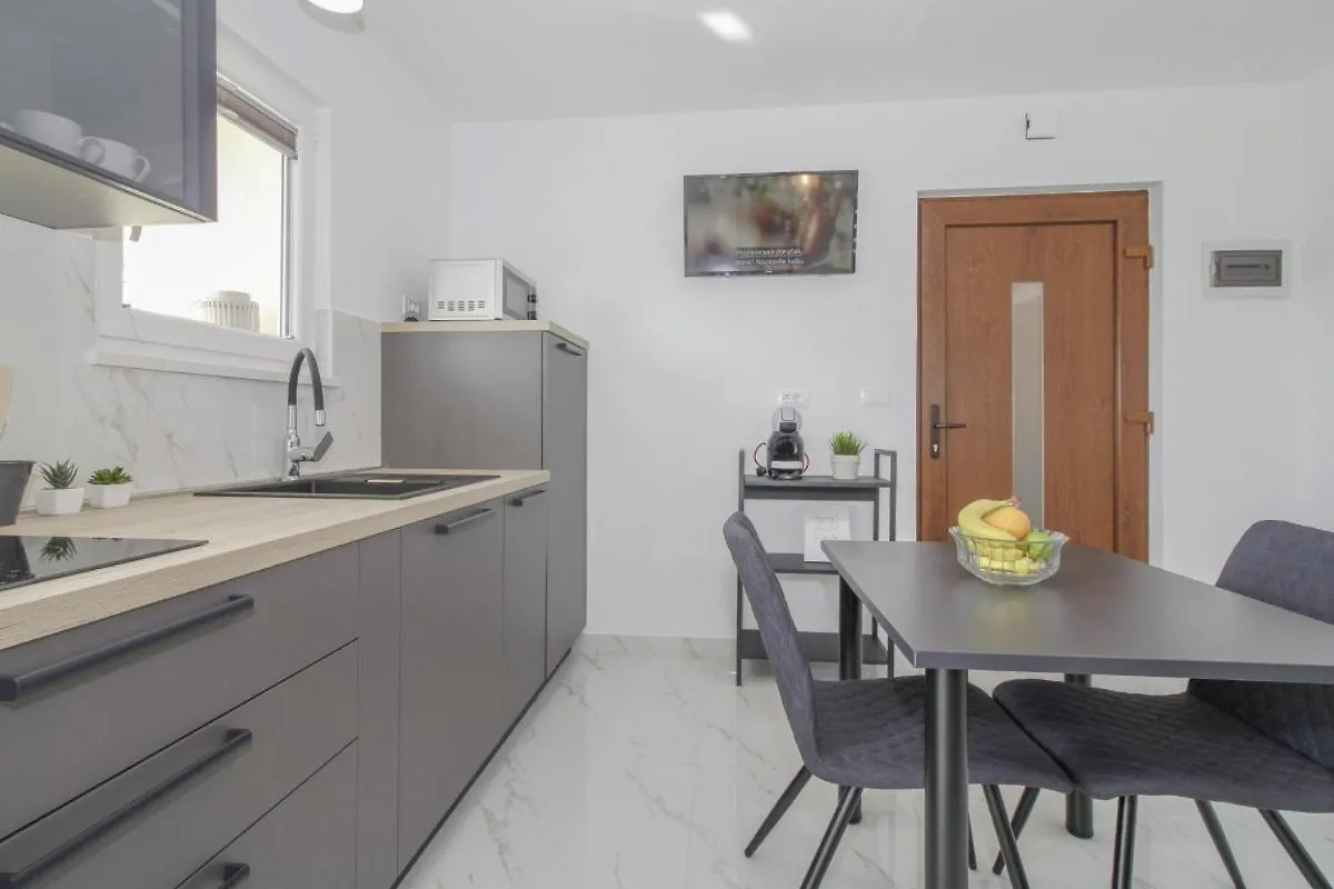 Гостевой дом Apartments Doris In Ровинь Хорватия
